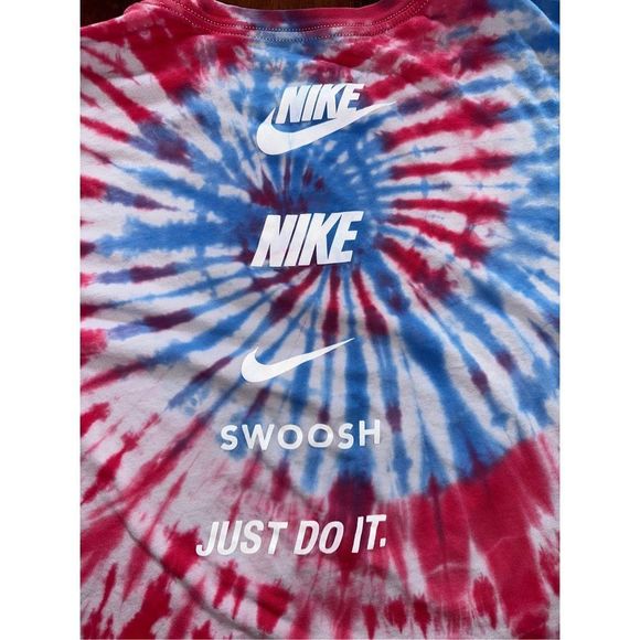 Nike Swoosh Tie-Dye Tee - Picture 4 of 6